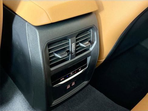 New 2026 BMW 330i xDrive Sedan w/ Premium Package image 24