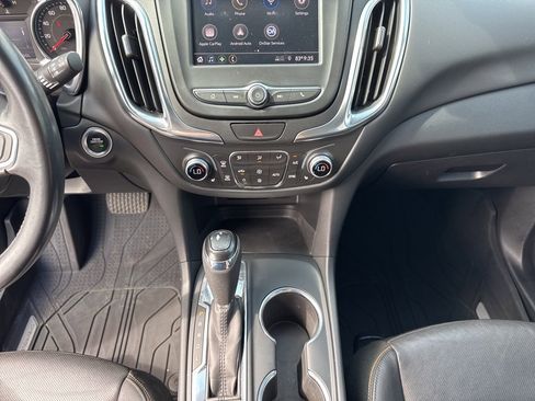 Used 2021 Chevrolet Equinox LT image 38