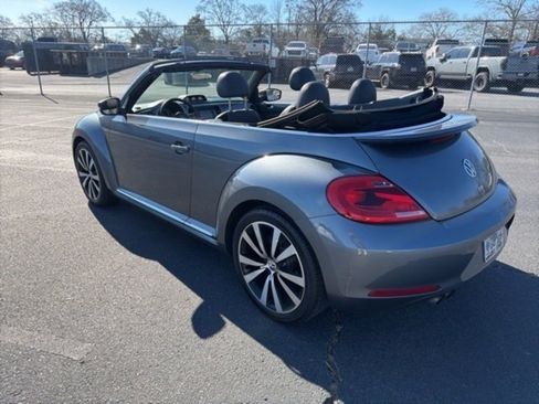 Used 2013 Volkswagen Beetle TDI image 7