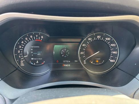 Used 2013 Lincoln MKZ Sedan 4D image 14