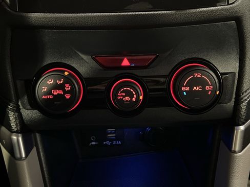 Used 2019 Subaru Forester Premium w/ All-Weather Package image 16