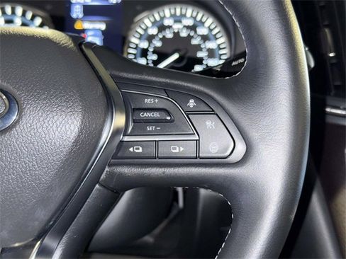 Used 2022 INFINITI Q50 Sensory image 30