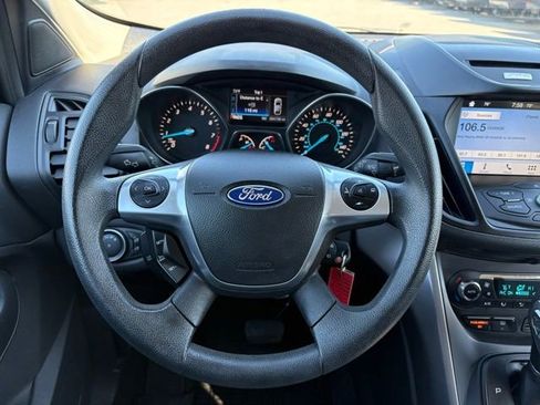 Used 2016 Ford Escape SE w/ Equipment Group 201A FWD image 14