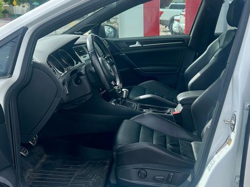 Used 2017 Volkswagen Golf R 4-Door AWD/4WD image 7