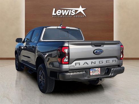 Used 2024 Ford Ranger XLT w/ Trailer Tow Package image 3