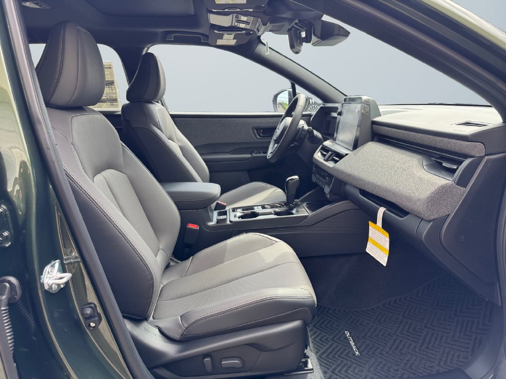 New 2026 Subaru Outback Limited AWD/4WD image 15