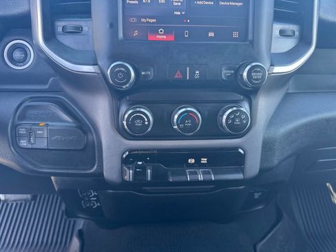 Used 2022 RAM 2500 Big Horn w/ Cold Weather Group image 25