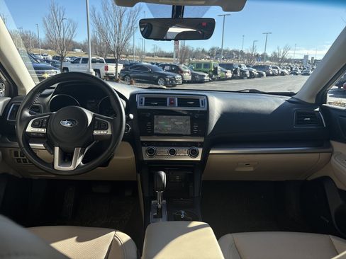 Used 2017 Subaru Outback 2.5i Limited image 28