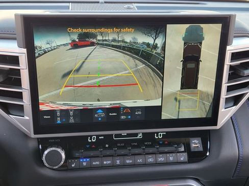 Used 2025 Toyota Sequoia Platinum image 13