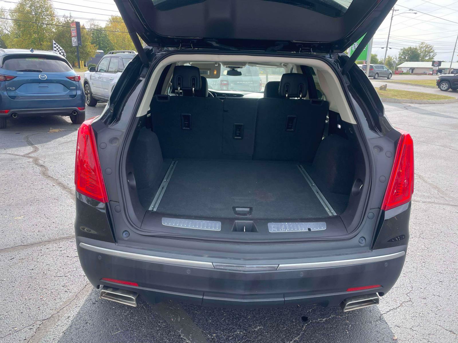 Used 2019 Cadillac XT5 Luxury FWD image 7