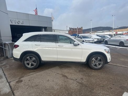 Used 2021 Mercedes-Benz GLC 300 4MATIC image 6