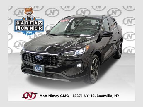 Used 2024 Ford Escape Platinum AWD/4WD image 1