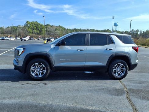 Used 2026 GMC Terrain Elevation image 15