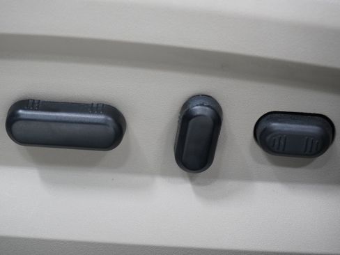 Used 2013 Ford Edge SEL FWD image 14