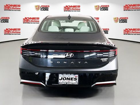 Certified 2025 Hyundai Sonata SEL AWD/4WD image 14