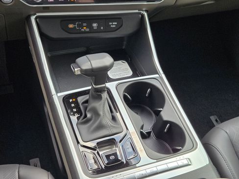 New 2026 Kia Carnival EX image 31