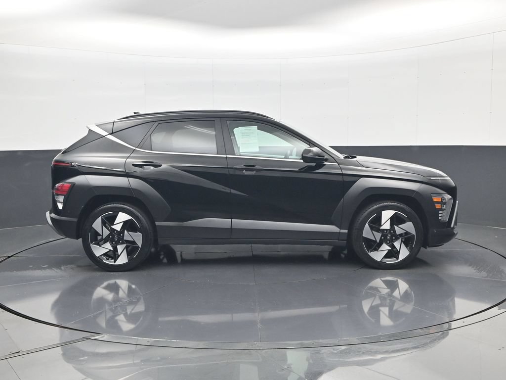 Certified 2024 Hyundai Kona Limited FWD image 5