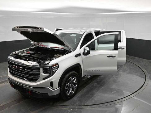 Used 2023 GMC Sierra 1500 SLT w/ SLT Premium Package image 42