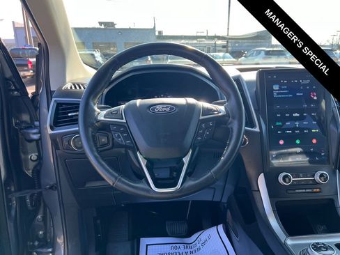 Used 2022 Ford Edge SEL w/ Class II Trailer Tow Package AWD/4WD image 19