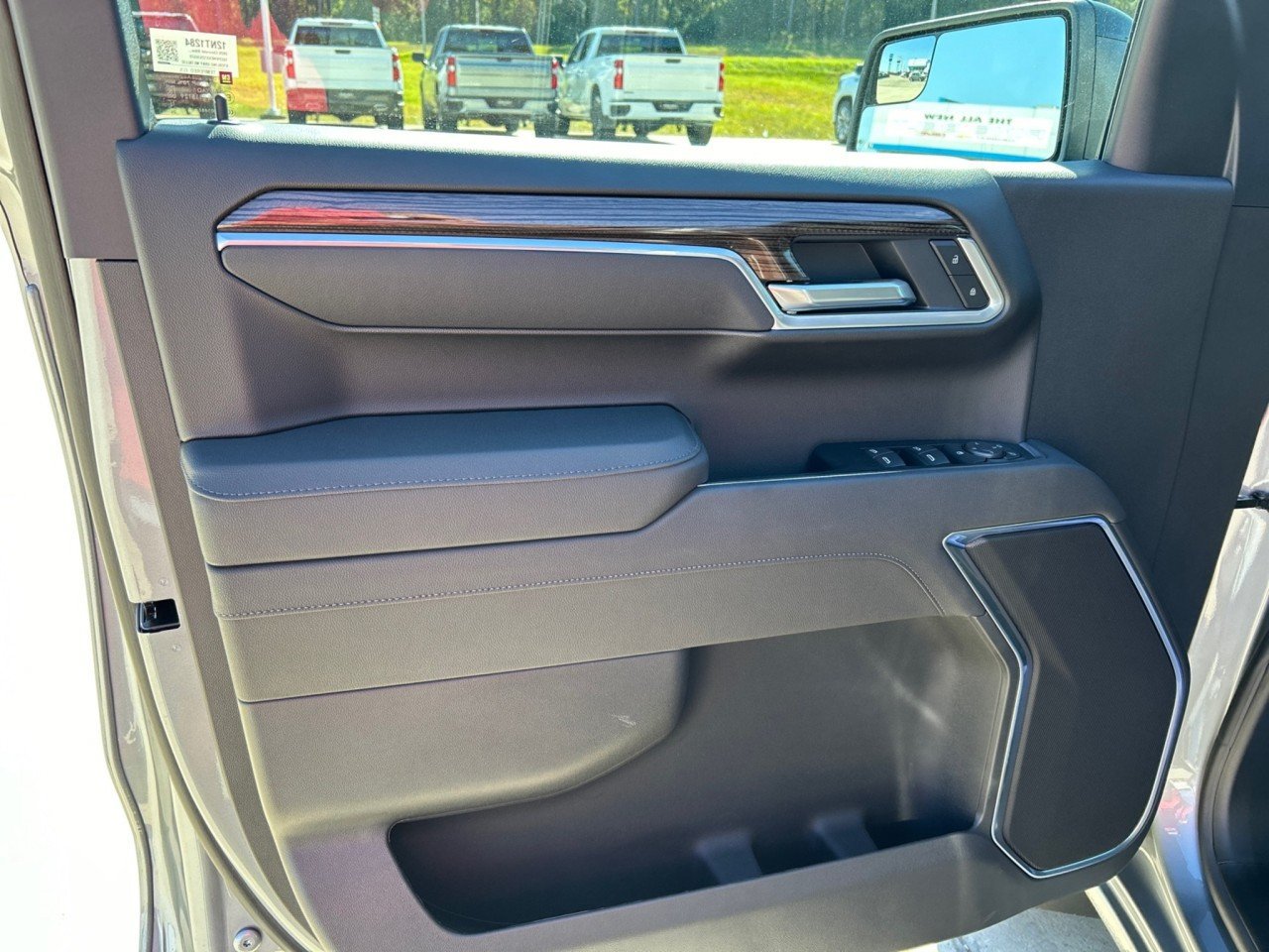 New 2026 Chevrolet Silverado 1500 RST w/ RST Select Package AWD/4WD image 11