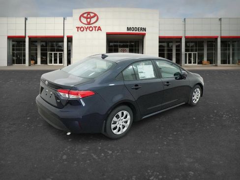 New 2026 Toyota Corolla LE FWD image 8