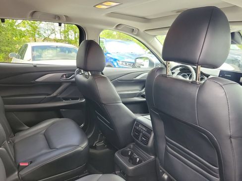 Used 2021 MAZDA CX-9 Touring w/ Touring Premium Package FWD image 33