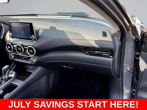 Used 2025 Nissan Sentra SR FWD image 29
