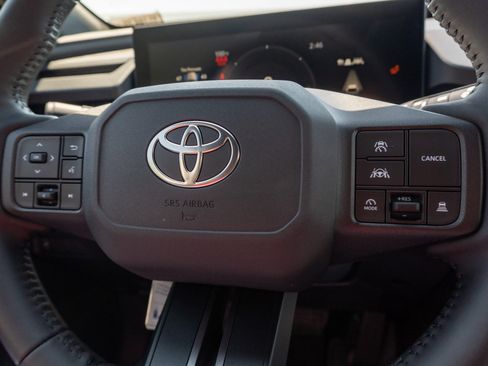 New 2026 Toyota RAV4 SE AWD/4WD image 31
