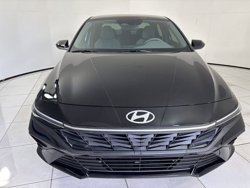 New 2026 Hyundai Elantra Sport FWD image 8
