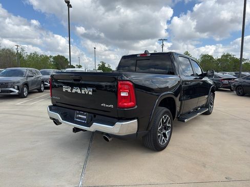Used 2025 RAM 1500 Laramie AWD/4WD image 5
