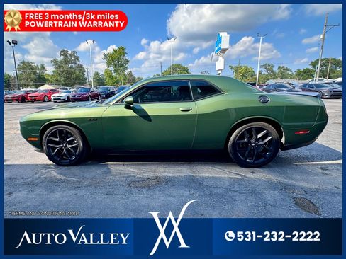 Used 2023 Dodge Challenger R/T w/ Plus Package RWD image 4