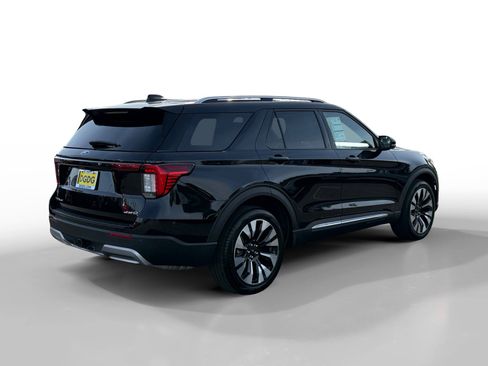 Certified 2025 Ford Explorer Platinum w/ LUX Leather Package image 5