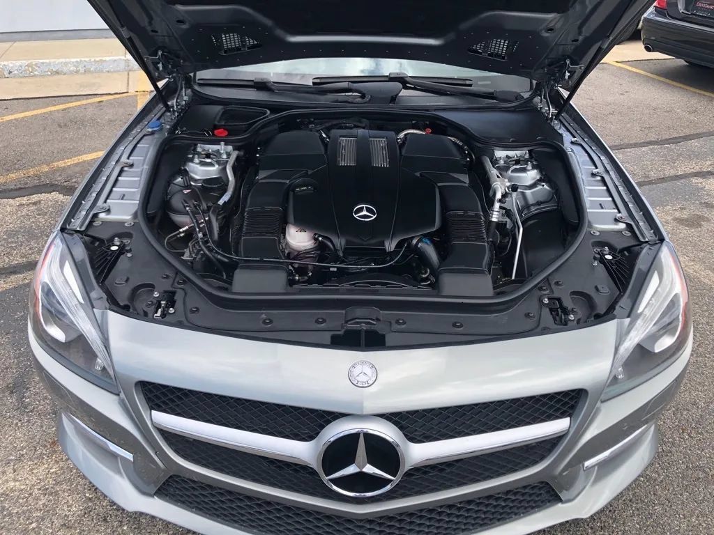 Used 2015 Mercedes-Benz SL 400 image 33