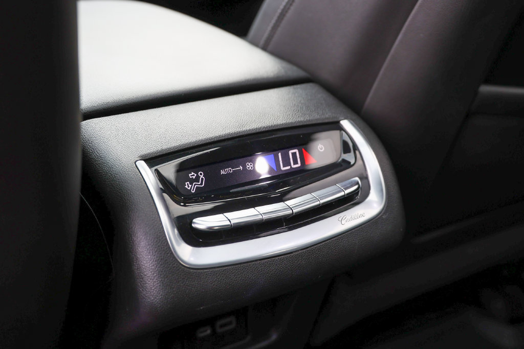Used 2020 Cadillac XT6 Premium Luxury FWD image 42
