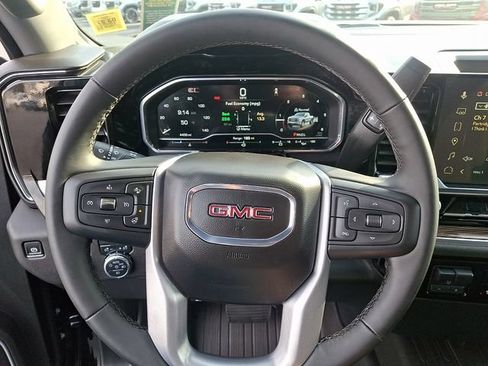 Used 2025 GMC Sierra 1500 Elevation AWD/4WD image 19