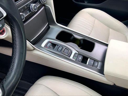 Used 2021 Honda Accord Touring image 17