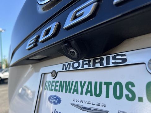 Used 2022 Ford Edge Titanium image 6