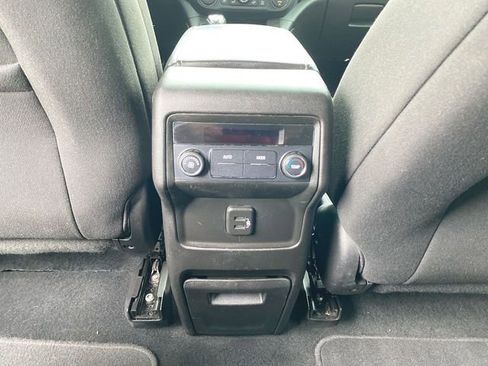 Used 2019 GMC Acadia SLE FWD image 20