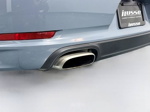 Used 2017 Porsche 911 Carrera RWD image 39