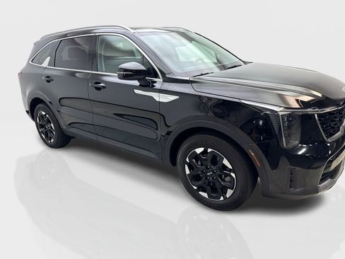 Used 2025 Kia Sorento S w/ Panoramic Sunroof Package FWD image 12