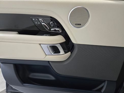 Used 2021 Land Rover Range Rover Westminster Edition image 22