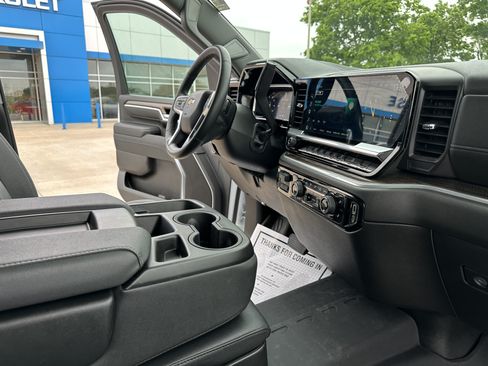 Used 2026 Chevrolet Silverado 3500 LT AWD/4WD image 35