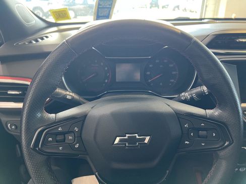 Used 2022 Chevrolet TrailBlazer RS FWD image 21