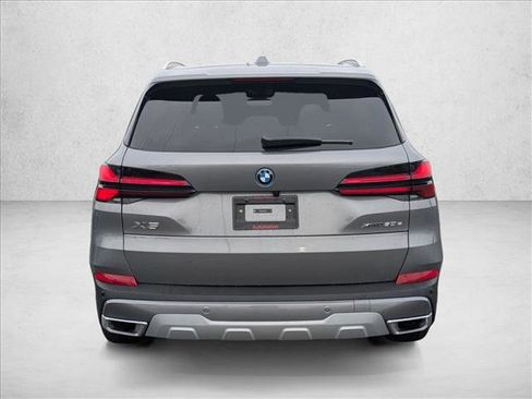 New 2026 BMW X5 xDrive50e w/ Executive Package image 7
