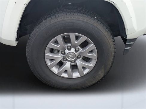 Used 2019 Toyota Tacoma SR5 image 10
