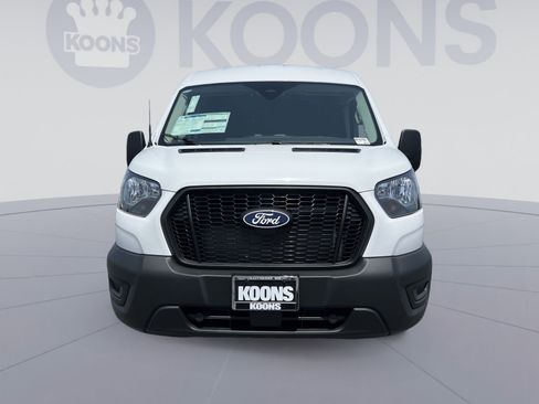 New 2026 Ford Transit 250 148 Medium Roof RWD image 11