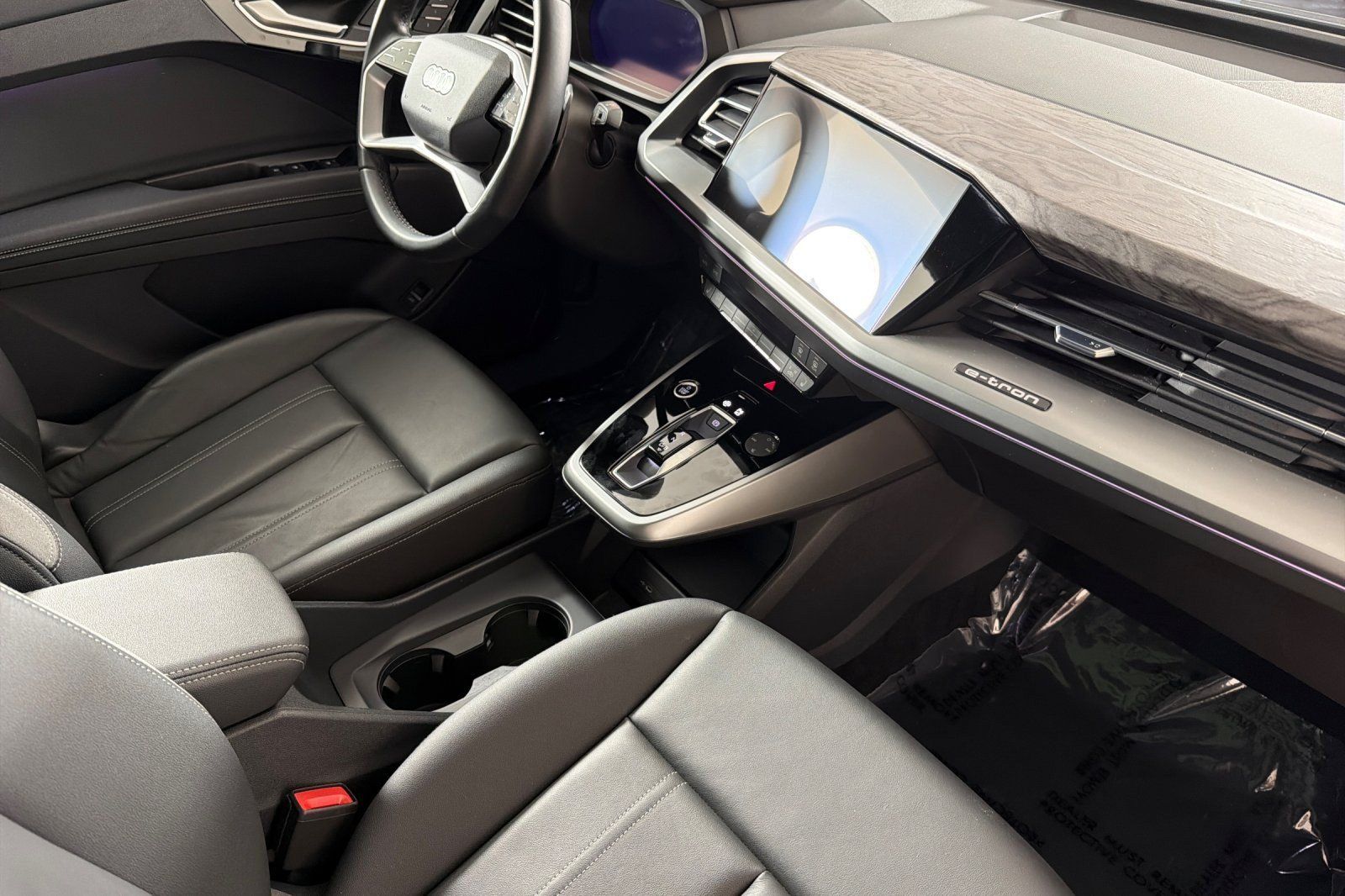 Certified 2024 Audi Q4 e-tron Premium Plus w/ Premium Plus AWD/4WD image 15