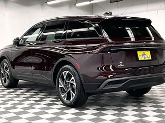 Used 2025 Lincoln Nautilus Premier w/ Jet Appearance Package video 2