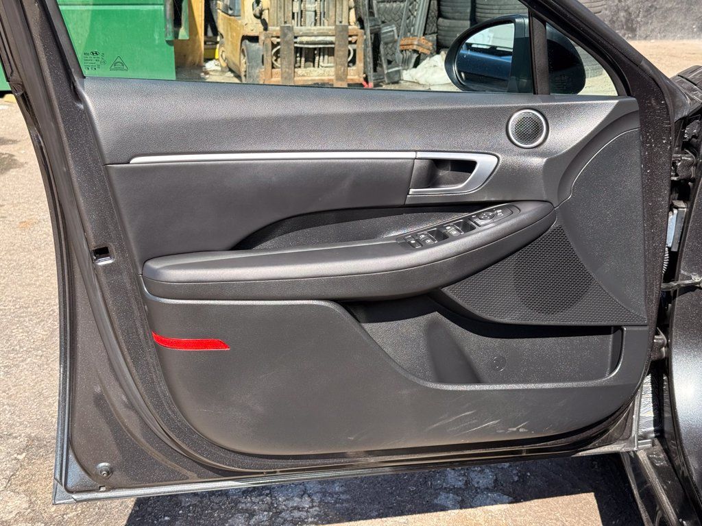 Used 2022 Hyundai Sonata SEL FWD image 22