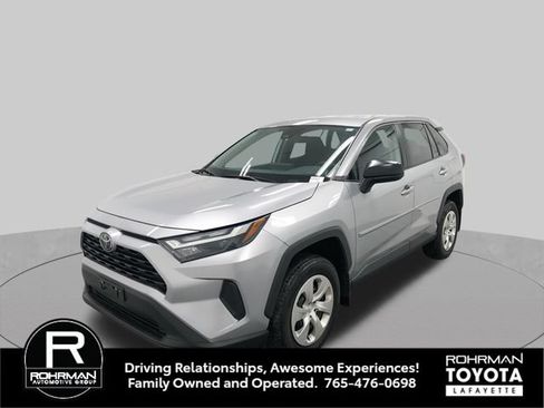 Used 2023 Toyota RAV4 LE AWD/4WD image 1